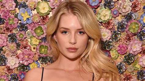 lottie moss onlyfans|Lottie Moss Sie zeigt ihr Gesicht nach misslungener。